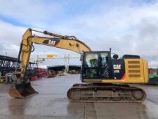 Dezmembrez Excavator Caterpillar 320E