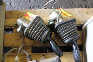 Joystick hidraulic pentru excavator liebherr r 924 1 Joystick hidraulic pentru excavator liebherr r 924