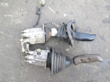 Manetă de control hidraulic pentru excavator Komatsu PW 130-6K