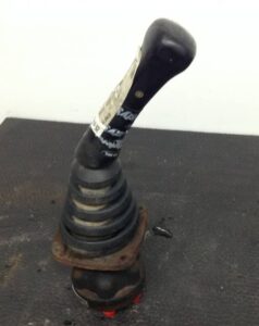 Joystick pentru excavator caterpillar 315