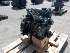 Motor Diesel Mitsubishi S3L2 1.5L pe Palet de Lemn