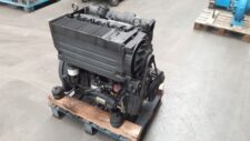 Motor Deutz F4L1011F cu 4 cilindri