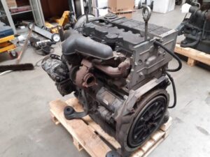 Motor deutz bf4l2011 - piese și componente motor 1 Motor deutz bf4l2011 – piese și componente motor