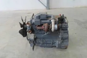 Motor deutz model bf4m1012