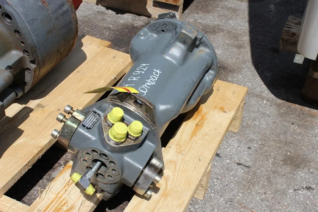 Motor hidraulic Liebherr R924 Compact