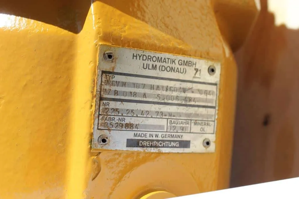 Motor hidraulic Liebherr A900B