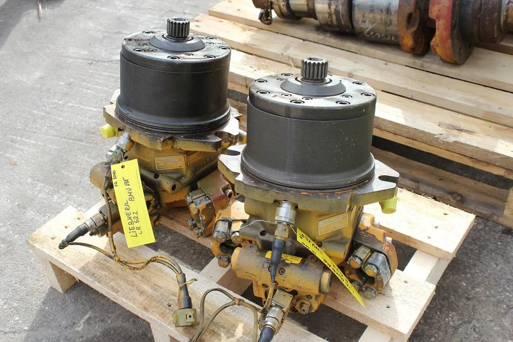 Motor hidraulic pentru buldozer Liebherr LR 622