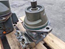 Motor hidraulic compatibil Liebherr L538
