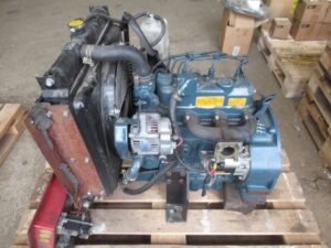 Motor second-hand kubota, în stare bună, cu radiator inclus 1 Motor second-hand kubota, în stare bună, cu radiator inclus