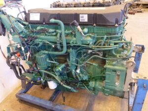 Motor volvo d11k – 330 cp