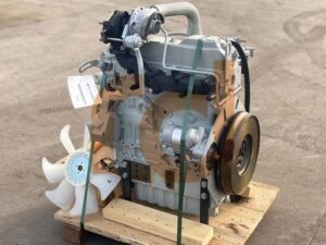Motor yanmar 4tnv84t pe palet de lemn 1 Motor yanmar 4tnv84t pe palet de lemn