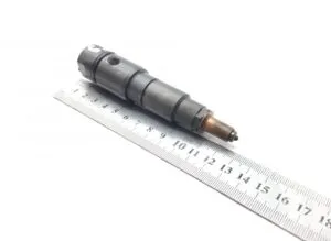 Injector pentru camion mb om906 actros/arocs/axor 2006