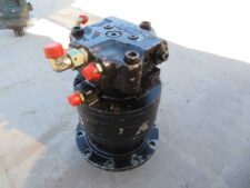 Reductor de rotire hidraulic pentru excavator Neuson