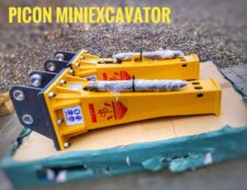 Picon miniexcavator Bobcat E16