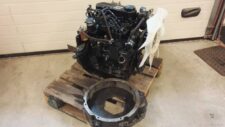 Motor Mitsubishi S3L-12 pe Palet de Lemn