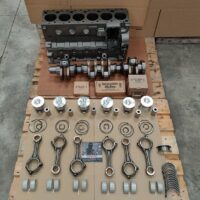 Set motor piese motor Komatsu SAA6D107 - Bloc motor, arbore cotit, pistoane, biele, set garnituri și rulmenți