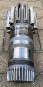 Pinion reductor de rotire pentru liebherr 14