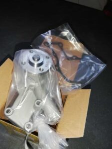 Pompa de apă pentru motor kubota z482, d662, d722, d902