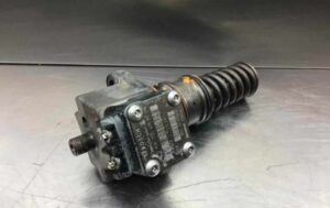 Pompa de combustibil bosch pentru liebherr d934l/d934s/d936/d946 1 Pompa de combustibil bosch pentru liebherr d934l/d934s/d936/d946