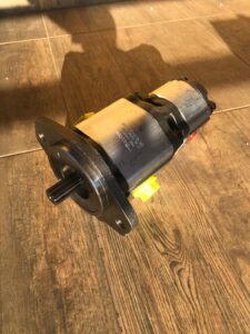 Pompa hidraulică pentru încărcător frontal komatsu wa80-6 1 Pompa hidraulică pentru încărcător frontal komatsu wa80-6