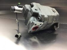 Pompa hidraulică Liebherr cu senzor electric integrat