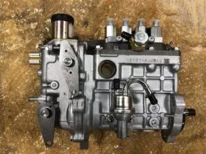 Pompa de injecție pentru motoarele kubota v3800