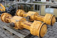 Punte față și spate pentru Liebherr L556