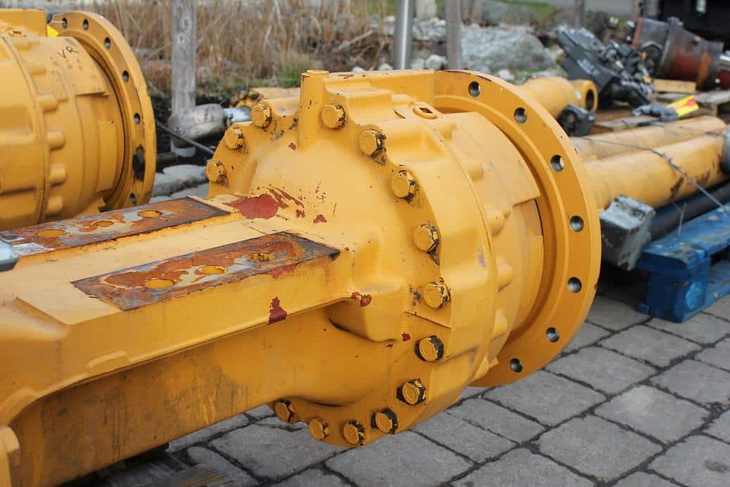 Punte față și spate pentru Liebherr L556