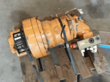 Reductor de rotire CASE - Utilaj industrial hydraulic