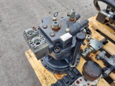 Reductor de Rotire Hidraulic pentru Excavator Doosan DX180