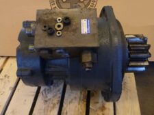 Reductor de Rotire pentru Excavator Volvo EW150