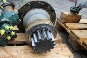 Reductor de rotire pentru bobcat 430g 1 Reductor de rotire pentru bobcat 430g
