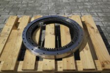 Coroană de rotire pentru excavator Case 788