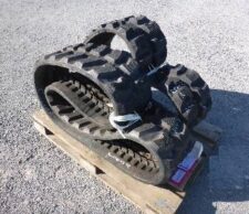Senile de cauciuc pentru Caterpillar 301.8