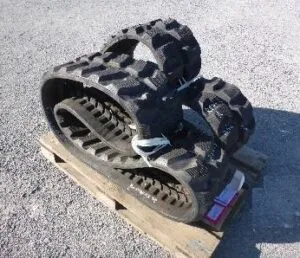 Senile de cauciuc pentru caterpillar 301. 8