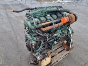 Motor second hand volvo td122