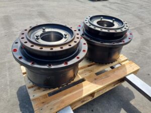 Transmisie finală caterpillar 330 - set de 2 bucăți 1 Transmisie finală caterpillar 330 – set de 2 bucăți