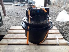 Transmisie finală pentru Liebherr R944