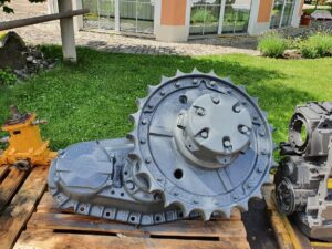 Transmisie finală buldozer liebherr lr631 - componentă industrială recondiționată 1 Transmisie finală buldozer liebherr lr631 – componentă industrială recondiționată