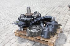 Transmisie Finală pentru Excavator Akerman H10BLC - Componente pe Palet