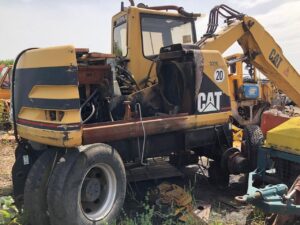 Dezmembrăm excavator pe roți caterpillar cat 321d 1 Dezmembrăm excavator pe roți caterpillar cat 321d
