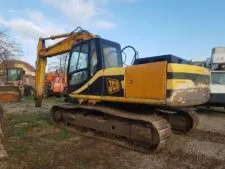 Dezmembrăm Excavator JCB - Model 12