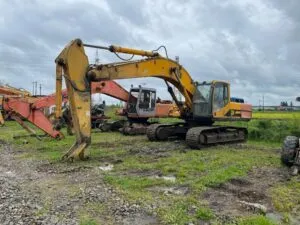 Dezmembrăm excavator jcb js 330 – piese și componente disponibile