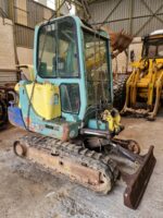 Dezmembrăm Miniexcavator Yanmar B25V