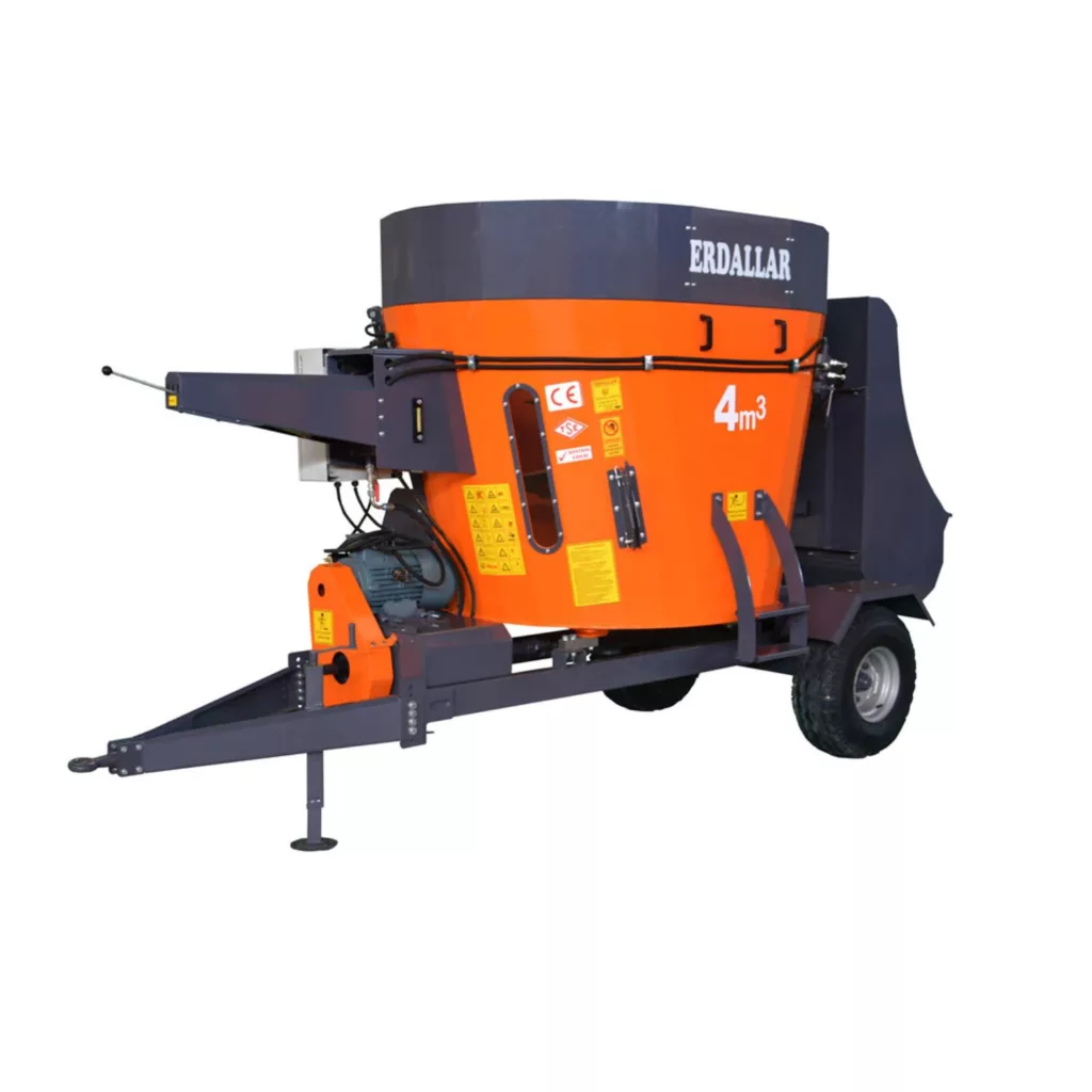 REMORCĂ TEHNOLOGICĂ TRACTATĂ 4 MC CU MOTOR