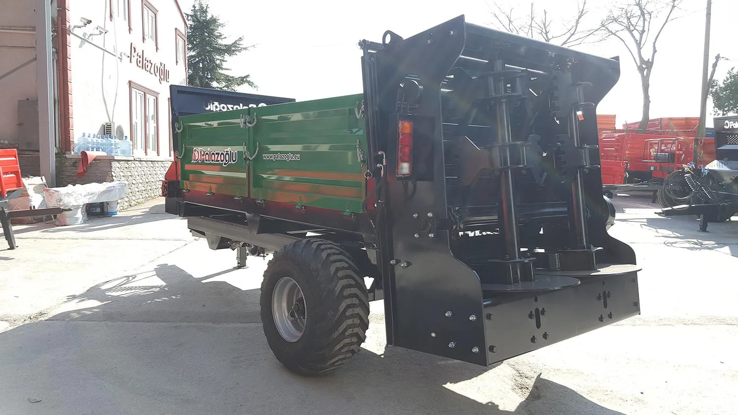 REMORCA IMPRASTIAT GUNOIUL PALAZGOLU 5 TONE