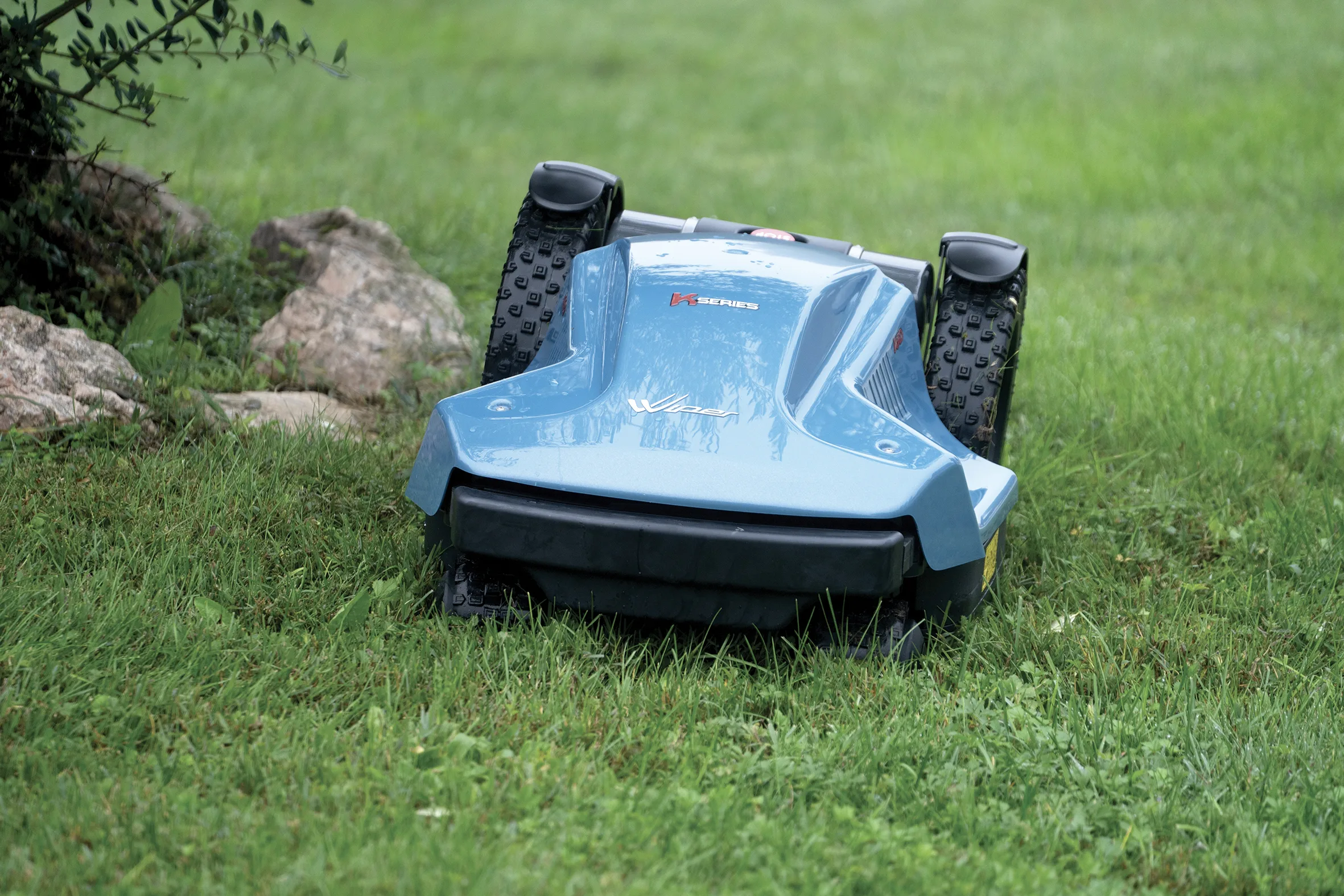 Robot de gazon Wiper Ultra Premium KXL S AWD